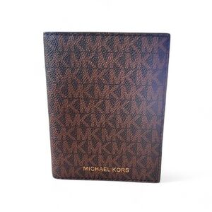 Michael Kors Signature Passport Wallet ( NWOT)
